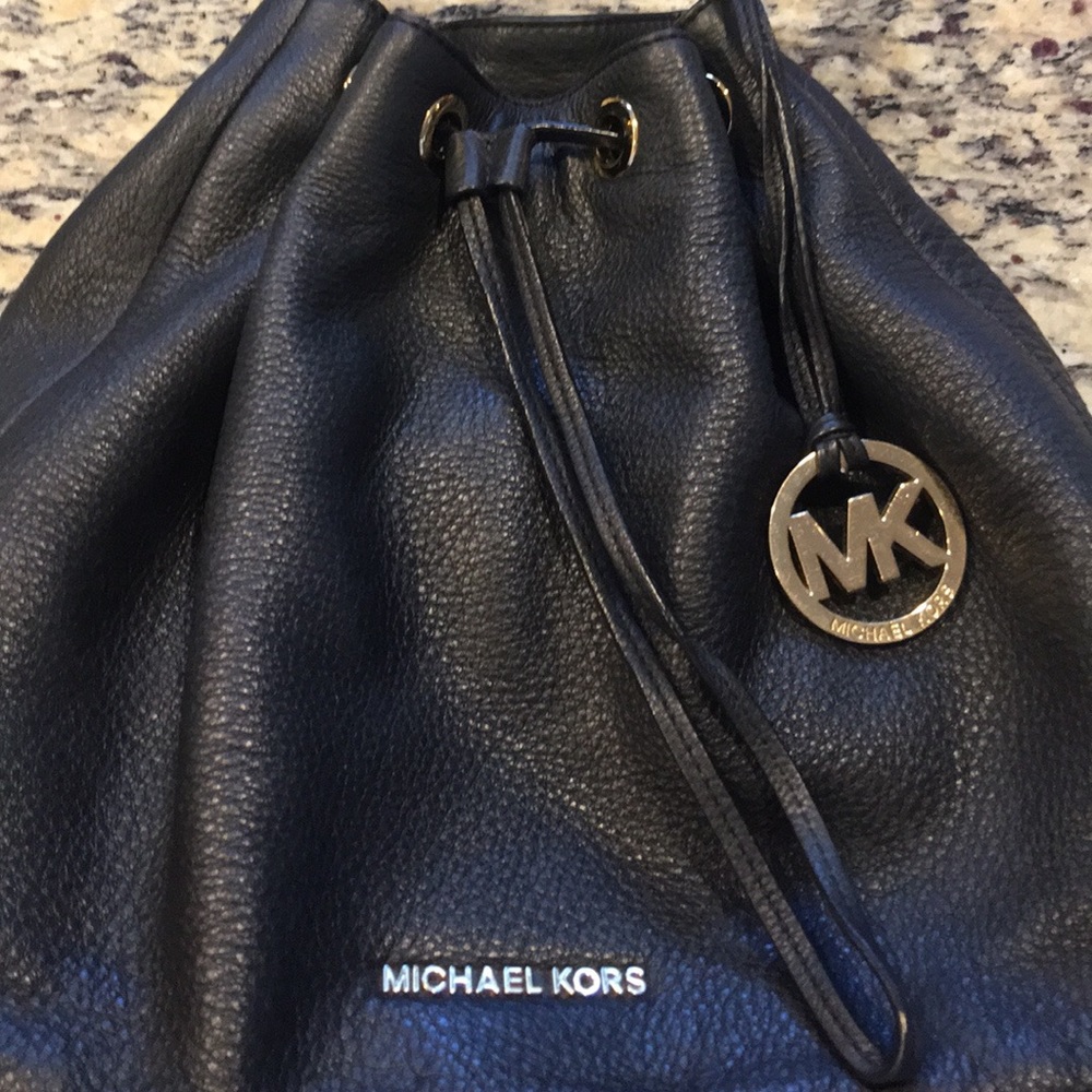 MICHAEL KORS 'Jules' Drawstring Shoulder Bag